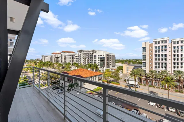 Royal Palm Residences Boca Raton Unit 604 photo 21
