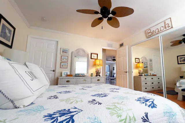 Unit 15 photo 23
