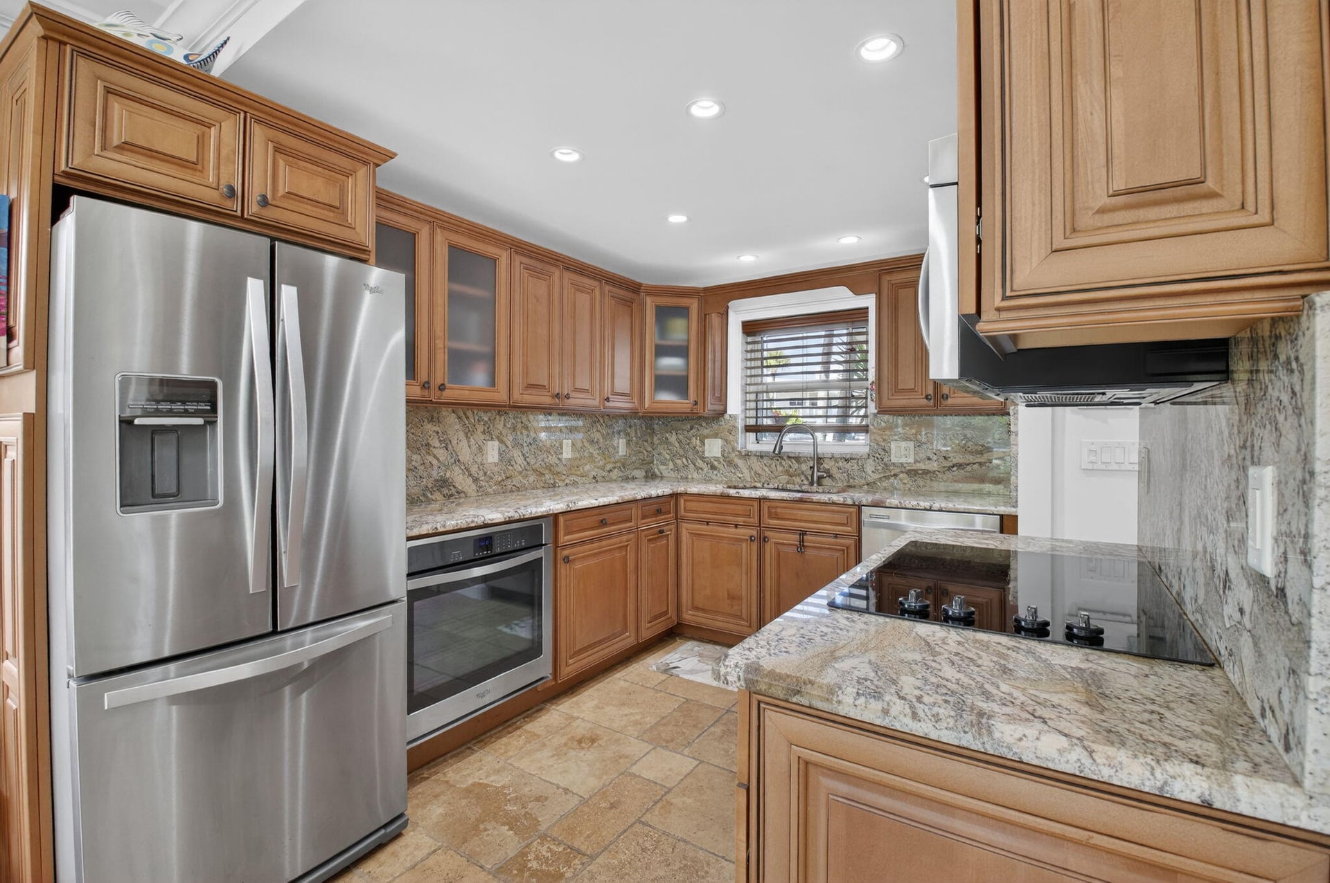 Unit 3120 photo 3