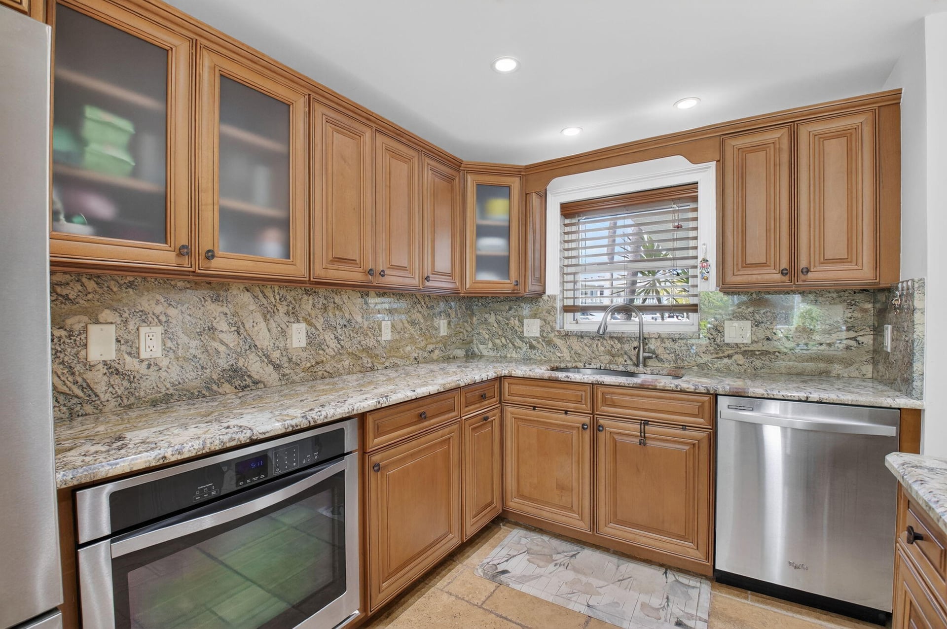 Unit 3120 photo 5