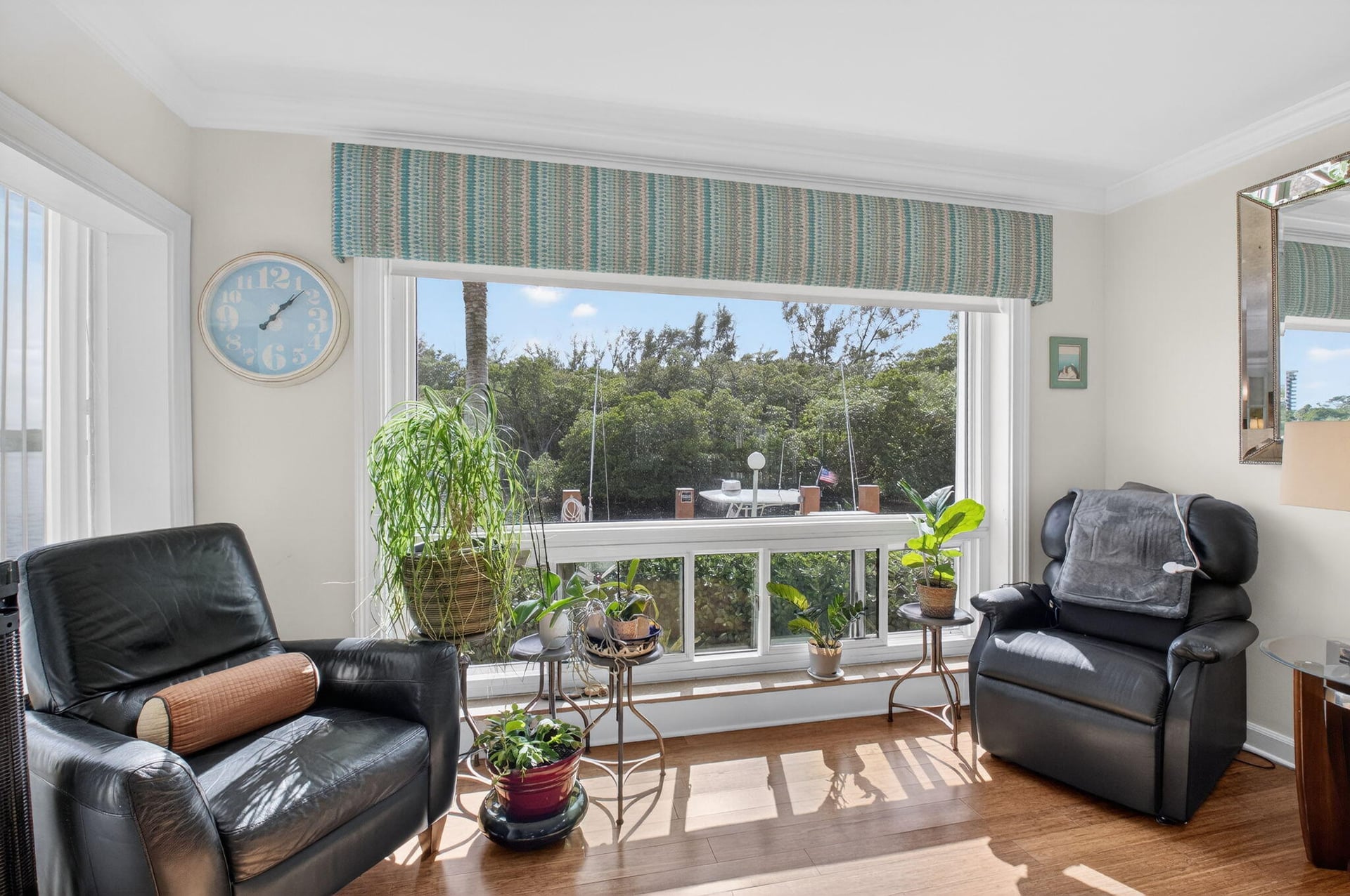 Unit 3120 photo 15