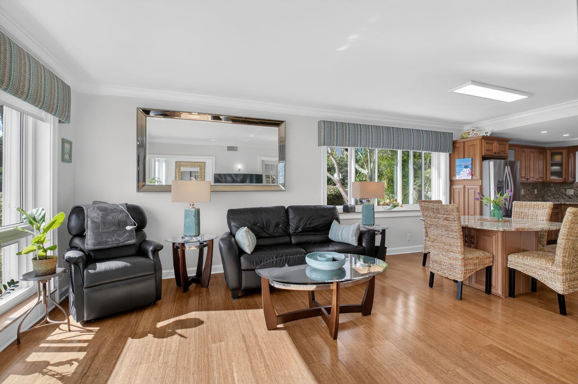 Unit 3120 photo 17