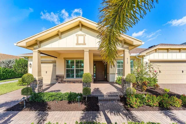 Residence photo 2