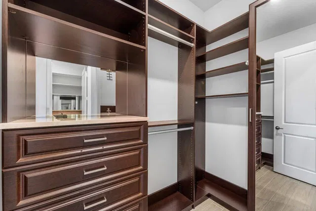 Residence photo 19