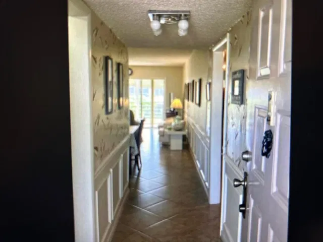 Unit 206 photo 2