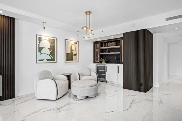 The Plaza of The Palm Beaches Unit 15a photo 6
