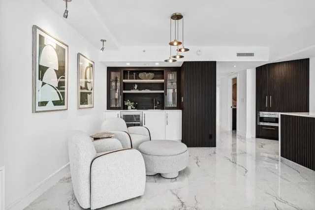 The Plaza of The Palm Beaches Unit 15a photo 7