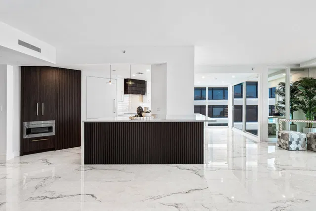The Plaza of The Palm Beaches Unit 15a photo 8
