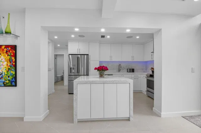 Boca West Country Club Unit 1014 photo 5