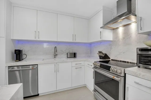 Boca West Country Club Unit 1014 photo 10