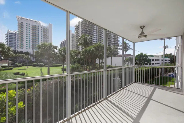 Singer Island Unit 223 photo 24
