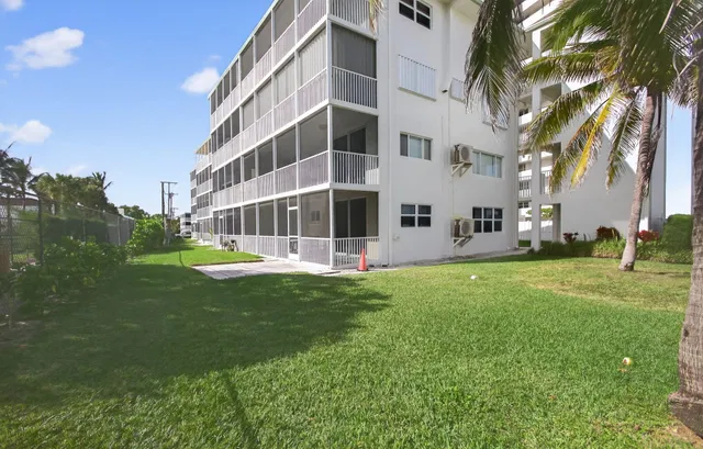 Singer Island Unit 223 photo 38