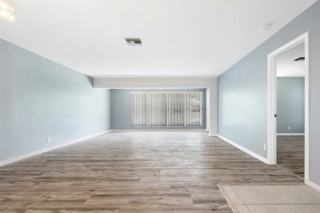 Unit 204 photo 13