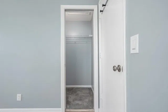 Unit 204 photo 22