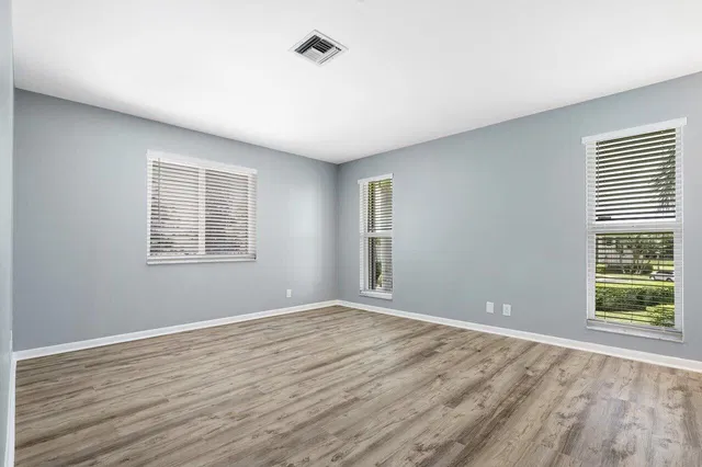 Unit 204 photo 26