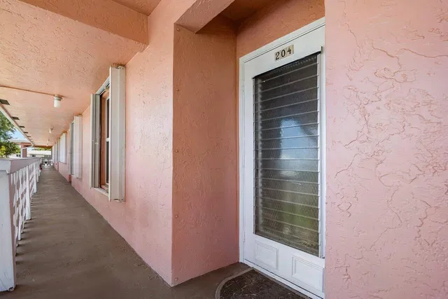 Unit 204 photo 31