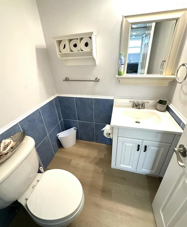  Unit 409 photo 13