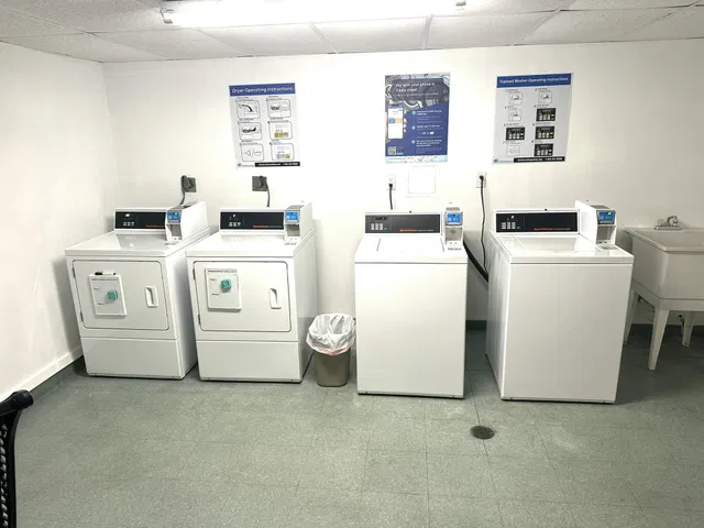  Unit 409 photo 25