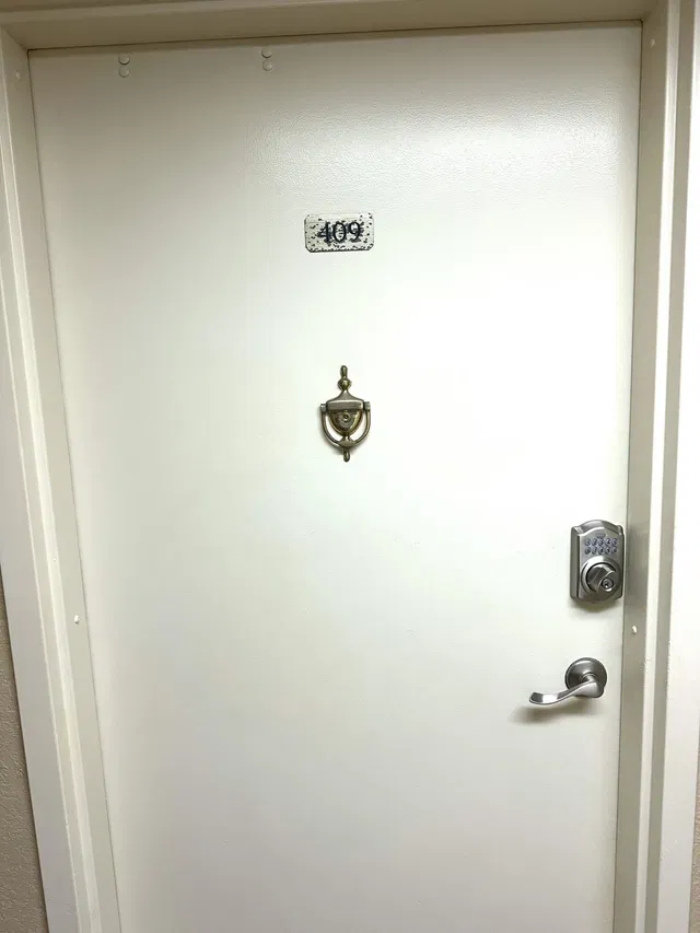  Unit 409 photo 26