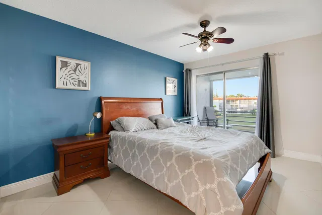 Unit 314 photo 12