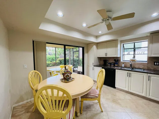Residence photo 7