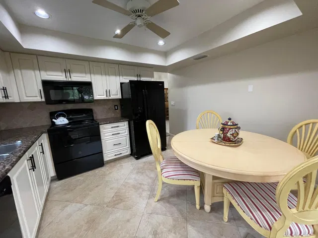 Residence photo 9