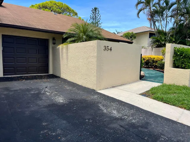 Residence photo 33