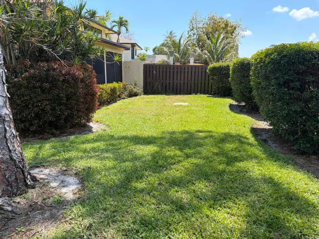 Residence photo 35