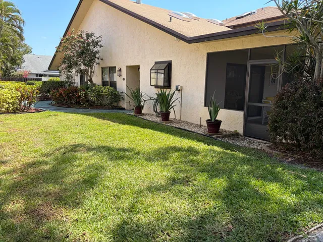 Residence photo 36