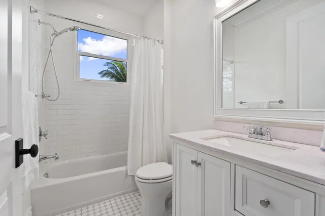 Sewall's Point Residence photo 32