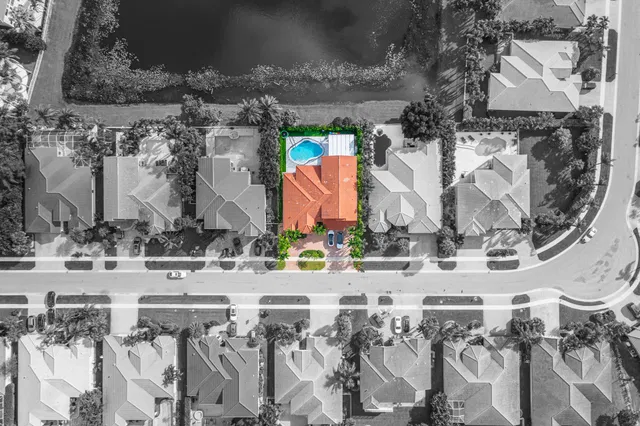 Residence photo 3