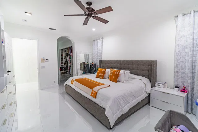 Residence photo 38