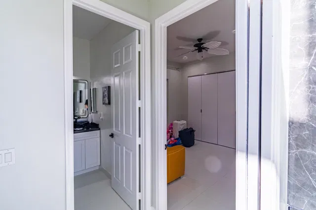 Residence photo 63