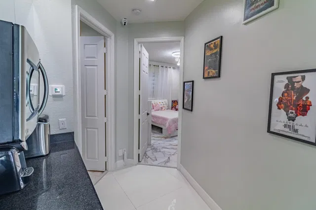 Residence photo 80