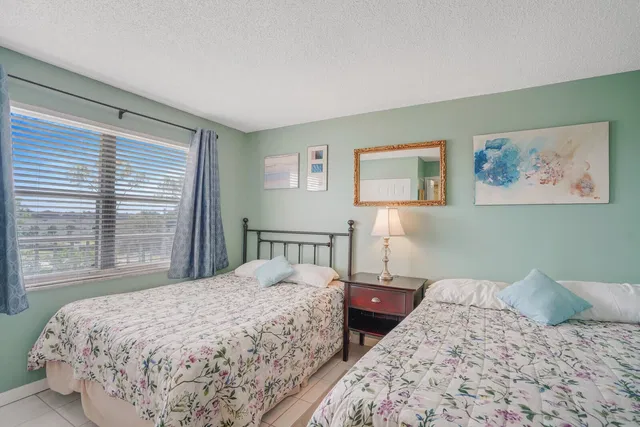Unit 503 photo 23