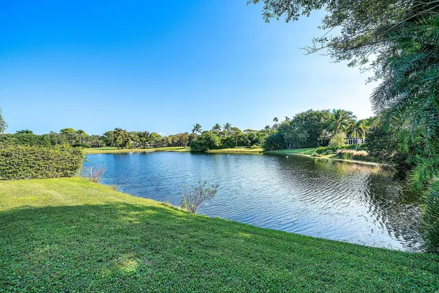 Frenchman's Creek Residence photo 57
