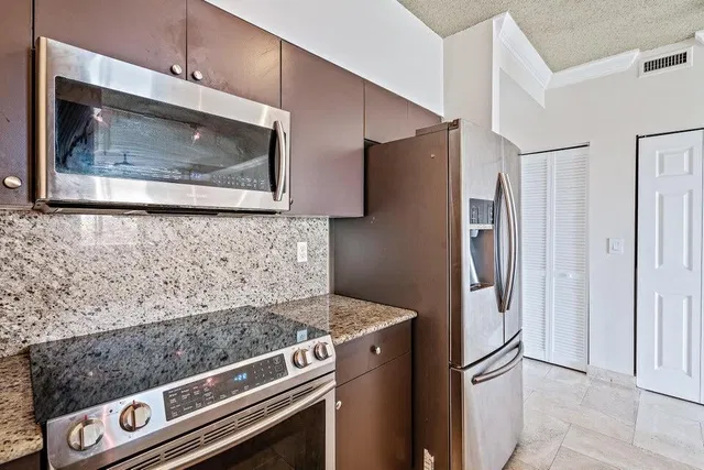 The Montecito Unit 1107 photo 9