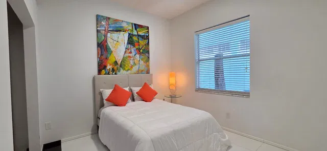 Residence photo 56