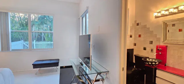 Residence photo 66