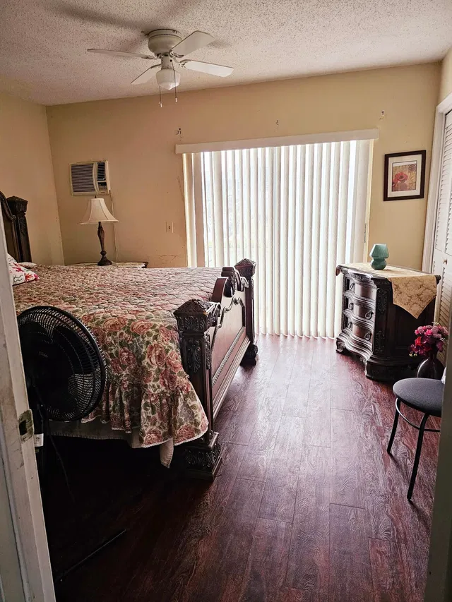 Residence photo 10