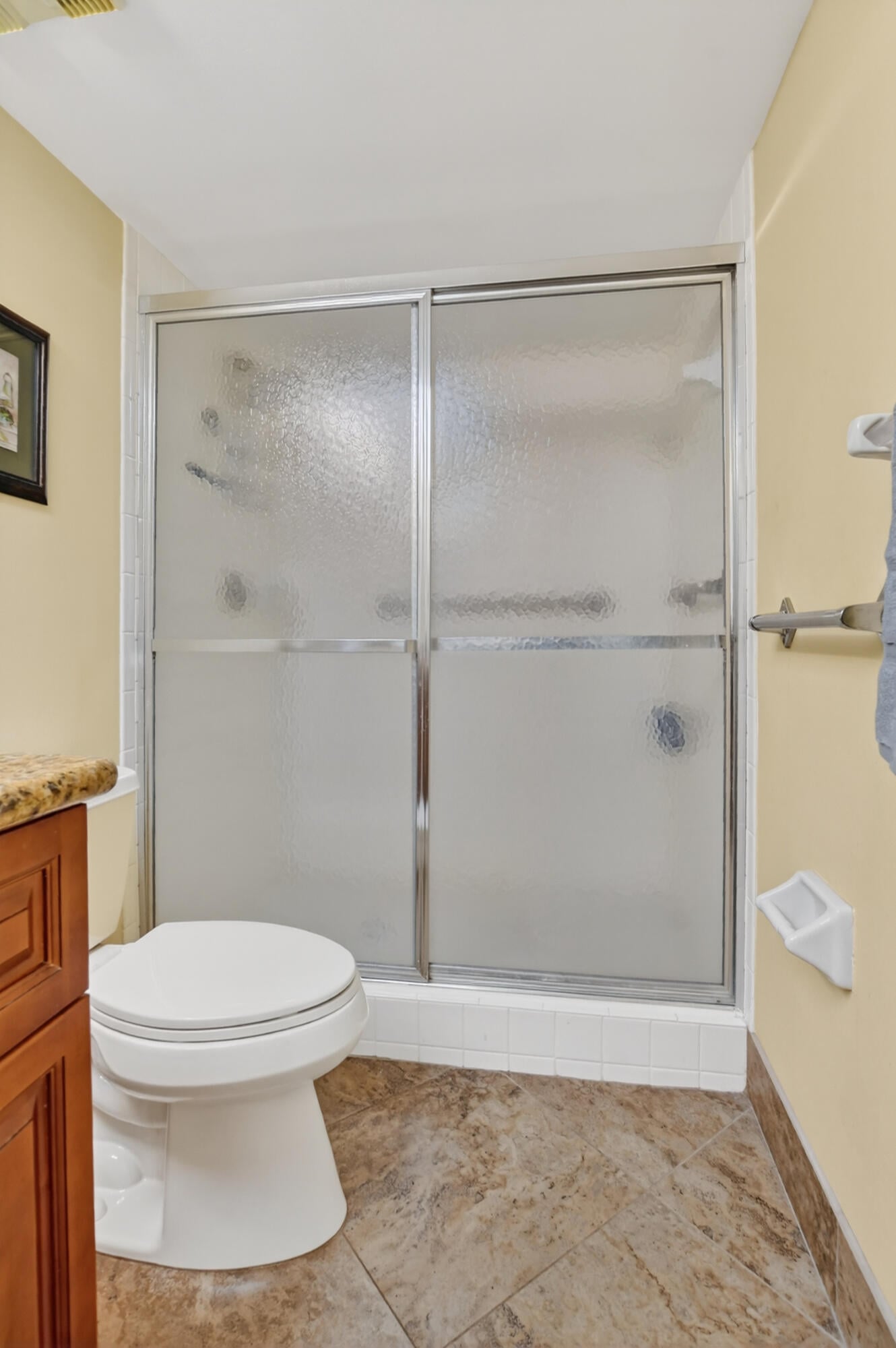 Unit 205 photo 16