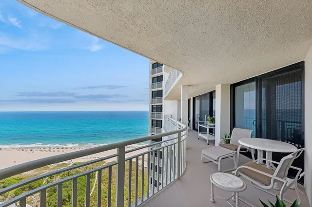 Tiara Singer Island Unit 23 A photo 2