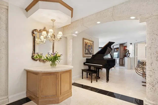 Tiara Singer Island Unit 23 A photo 4
