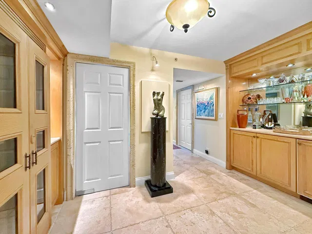 Tiara Singer Island Unit 23 A photo 5