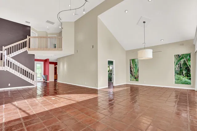 Frenchman's Creek Residence photo 6
