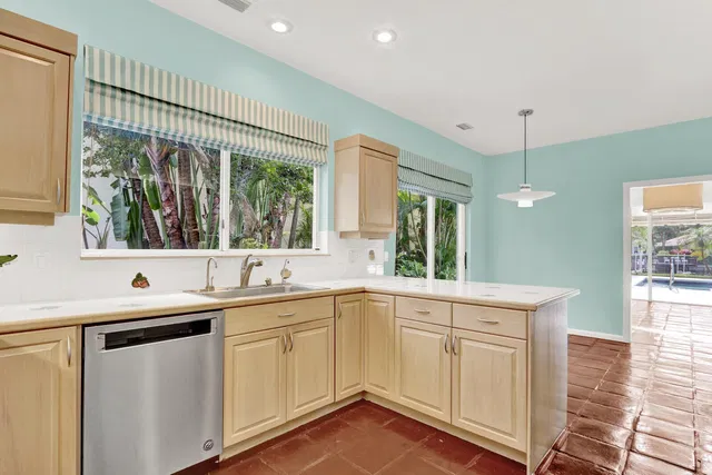 Frenchman's Creek Residence photo 14