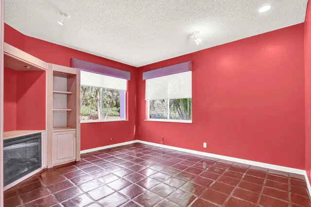 Frenchman's Creek Residence photo 17