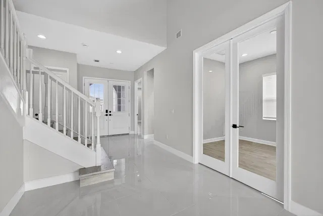  Residence photo 6