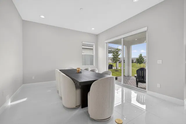  Residence photo 9