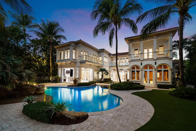 Royal Palm Yacht and Country Club Residence photo 4